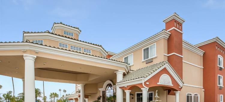 欧申赛德市-彭德尔顿营舒适套房酒店(Comfort Suites Oceanside Camp Pendleton Area)图片