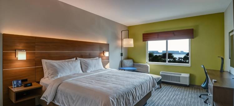 智选假日酒店-中沃尔顿堡滩(Holiday Inn Express Fort Walton Beach Central)图片