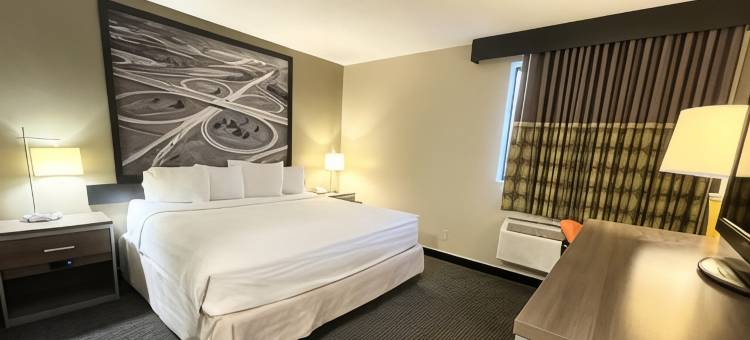 圣查尔斯速8酒店(Super 8 by Wyndham St Charles)图片