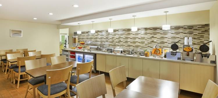 密尔沃基布鲁克菲尔德万豪TownePlace酒店(TownePlace Suites Milwaukee Brookfield)图片