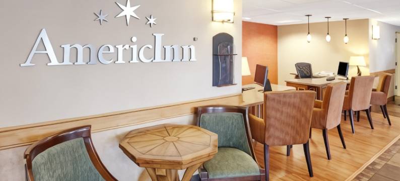 希博伊根美吟温德姆酒店(AmericInn by Wyndham Sheboygan)图片