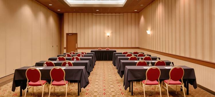 雷丁红狮酒店(Red Lion Hotel Redding)图片