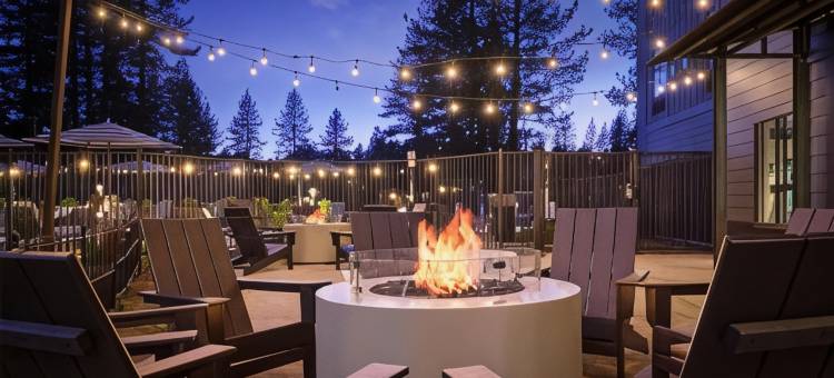 马尔蒂斯谷希尔顿启缤精选酒店(Martis Valley Lodge, Tapestry Collection by Hilton)图片