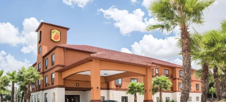 布鲁克希尔速8酒店(Super 8 by Wyndham Brookshire TX)图片