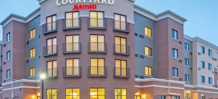 葛拉斯堡罗罗文大学万怡酒店(Courtyard Glassboro Rowan University)图片