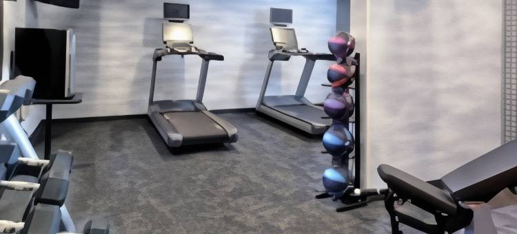 格林斯伯勒机场万枫酒店(Fairfield Inn Greensboro Airport)图片