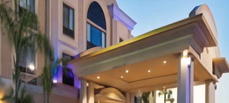 智选假日套房酒店休斯顿东 by IHG(Holiday Inn Express & Suites Houston East)图片