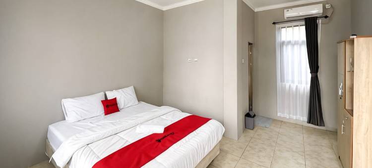 RedDoorz near Maulana Yusuf Stadium Serang图片