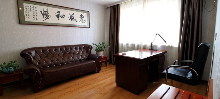 哈尔滨盛世中天商务酒店(会展中心地铁站店)图片