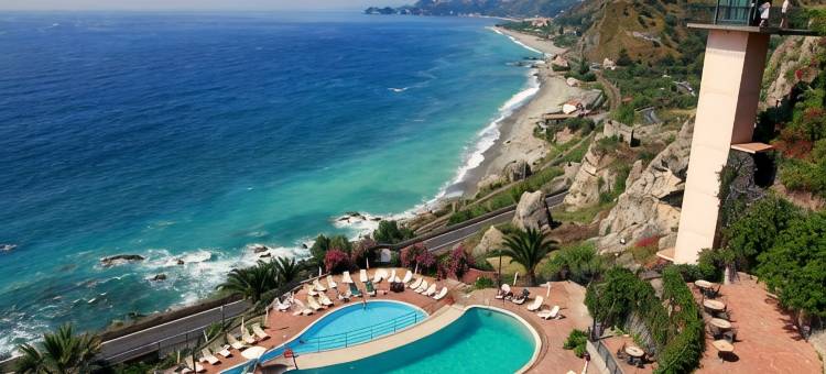 拜亚陶尔米纳酒店(Baia Taormina)图片
