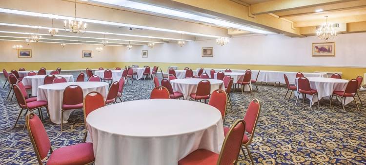 伯克利拉昆塔温德姆酒店(University Inn & Suites Berkeley)图片