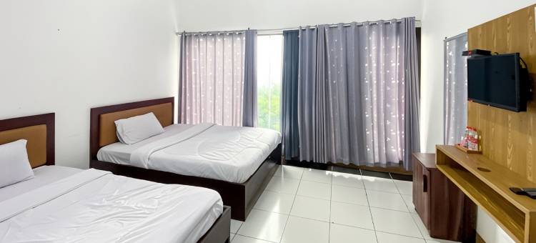 Hotel Tirta Jadi at Karangkobar Banjarnegara Mitra RedDoorz图片