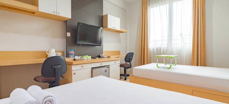 红门旗下-乌尔班维尤酒店-达彭蓬蒂亚纳克(Urbanview Hotel Syariah Dapen Pontianak by RedDoorz)图片