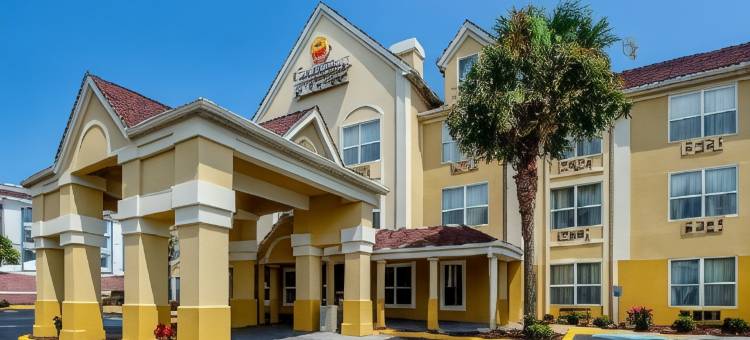 桑蒂I-95舒适套房酒店(Comfort Inn & Suites Santee I-95)图片