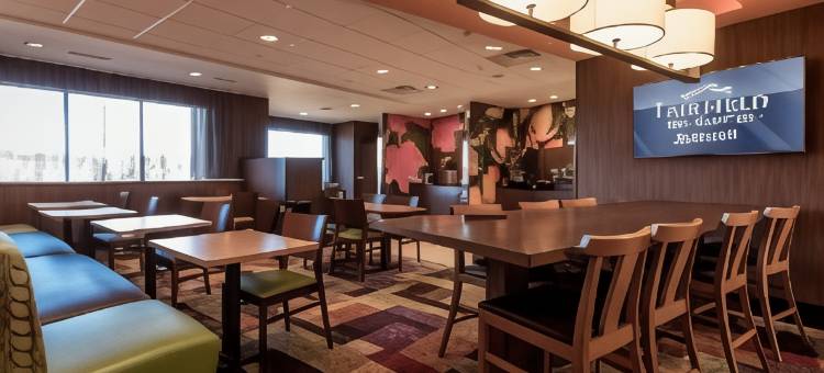 阿特莫尔万枫酒店及套房(Fairfield Inn & Suites Atmore)图片