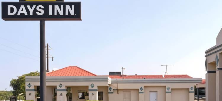 沃斯堡南戴斯酒店(Days Inn by Wyndham South Fort Worth)图片