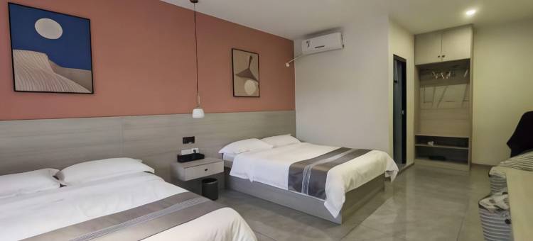 宜宾六月间·庭轩赏景·逸趣温馨美宿(李庄古镇景区店)图片