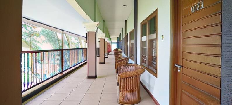 OYO1483布米贝尔米柏迈酒店(OYO 1483 Hotel Bumi Bermi Permai)图片