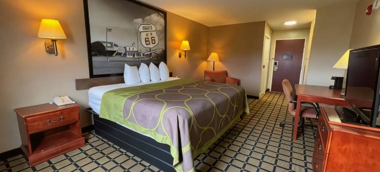 罗拉速8酒店(Super 8 by Wyndham Rolla)图片