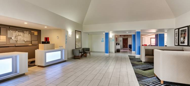 智选假日套房酒店坏的AXE(Holiday Inn Express & Suites Bad Axe)图片