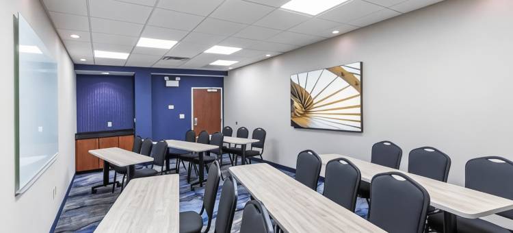 塔尔萨市中心万豪万枫酒店(Fairfield Inn & Suites Tulsa Downtown Arts District)图片