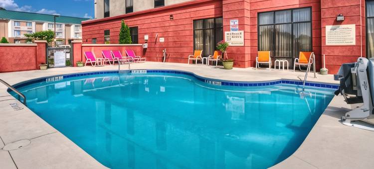 罗阿诺克拉皮兹希尔顿欢朋酒店(Hampton Inn Roanoke Rapids)图片