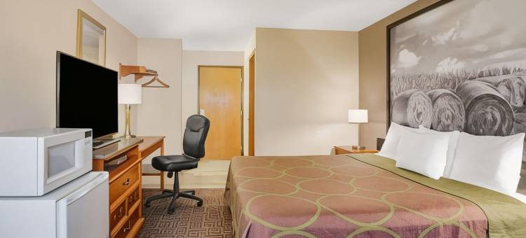 麦迪逊速8酒店(Super 8 by Wyndham Fort Madison)图片