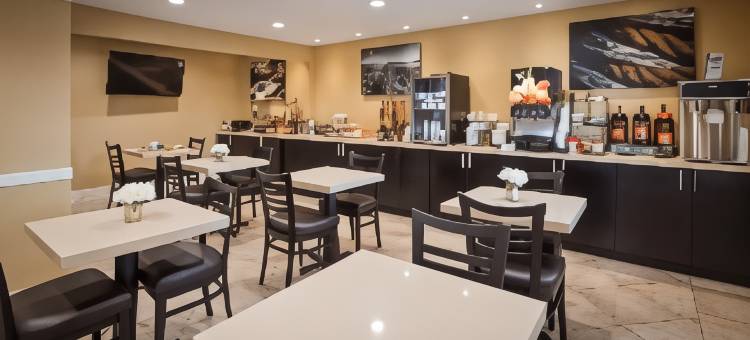 波威/圣地亚哥贝斯特韦斯特酒店(Best Western Poway/San Diego Hotel)图片