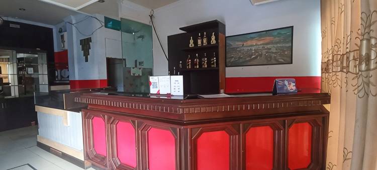 RedDoorz Near Sam Ratulangi图片