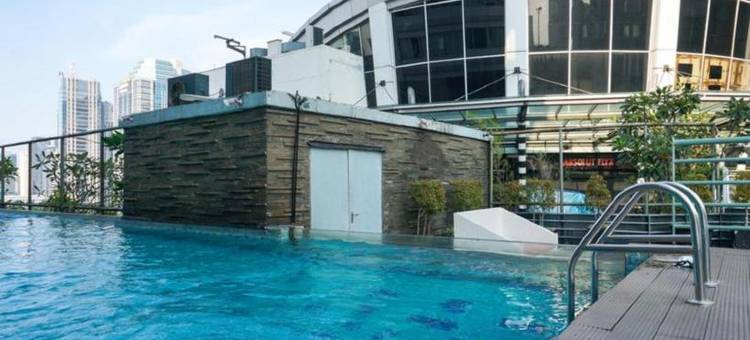 Spacious Luxury 2BR Apartment With Extra Room at FX Residence By Travelio图片