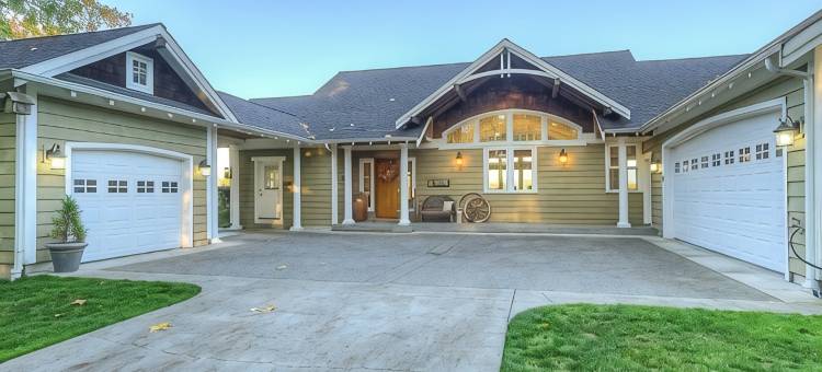 Enumclaw Estate, Scenic Views! Sleeps12,HotTub,Sauna, 1hr Frm Rainier & Crystal图片