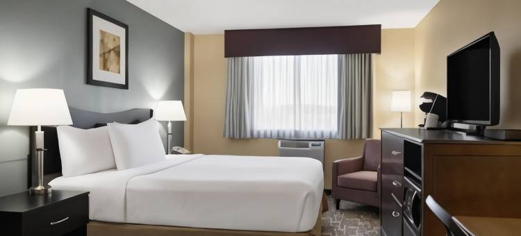 萨斯卡通华美达酒店(Ramada by Wyndham Saskatoon)图片