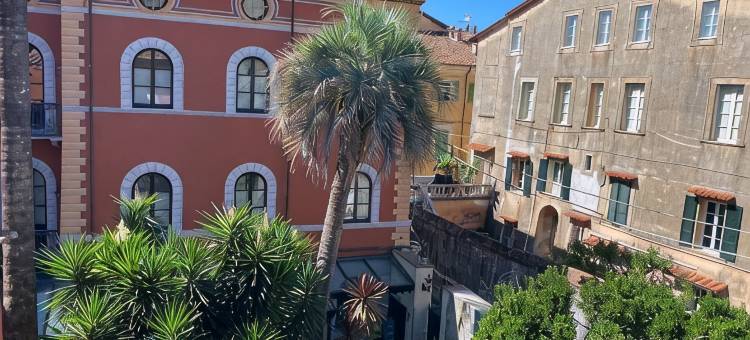 阿尔伯格彼得拉桑塔酒店(Albergo Pietrasanta)图片