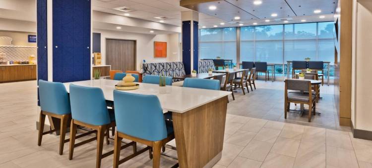 哥伦布机场东智选假日套房酒店 - IHG 旗下酒店(Holiday Inn Express COLUMBUS - FORT BENNING AREA by IHG)图片
