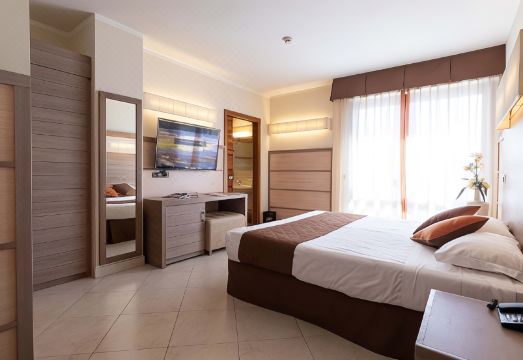 NilHotel Florence Hotel Overview