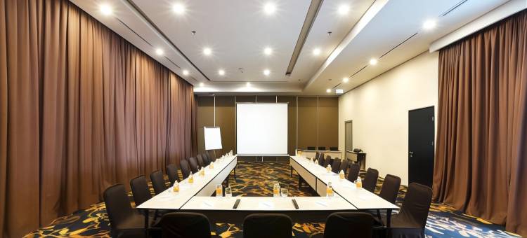 宾塔罗鸟舍酒店(Aviary Bintaro)图片