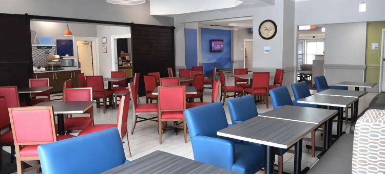 智选假日套房酒店弗多斯塔西 - MALL区(Holiday Inn Express & Suites Valdosta West - Mall Area)图片