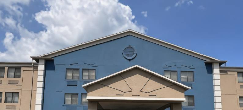 格伦代尔/密尔沃基美吟温德姆酒店(AmericInn by Wyndham Glendale/Milwaukee)图片