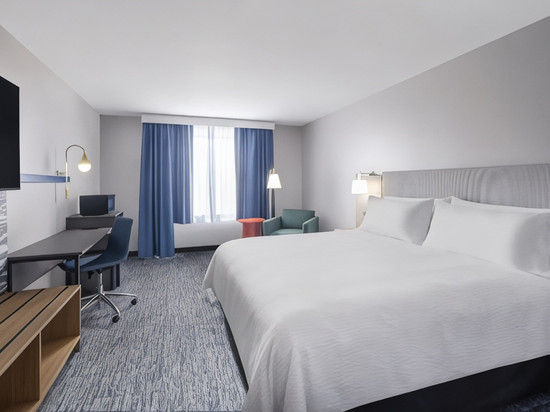 加纳莫沃酒店 by IHG