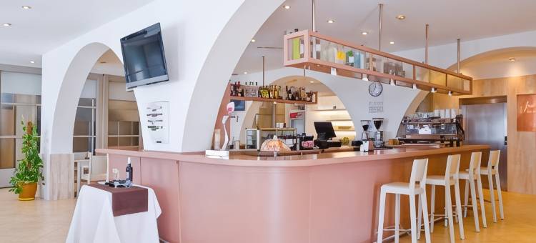 赫利餐厅酒店(Hotel Jeni & Restaurant)图片