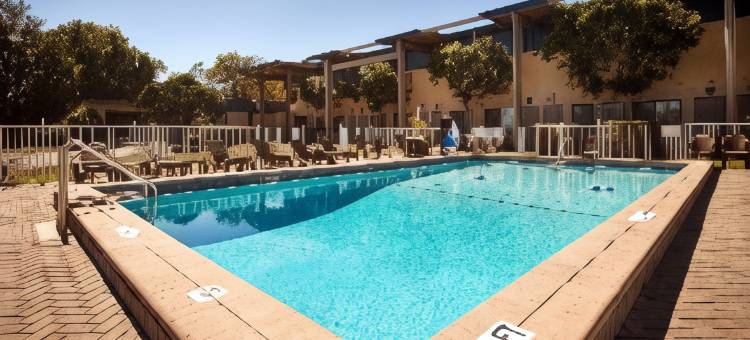 贝斯特韦斯特十字路口酒店(Best Western Crossroads Inn)图片