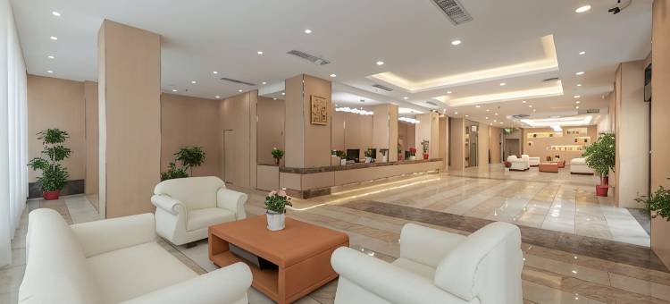 桂林三棵树大酒店(桂林火车站万象城店)图片