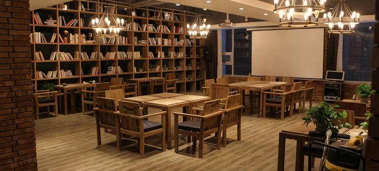 西宁曦钰酒店(力盟商业巷步行街店)图片