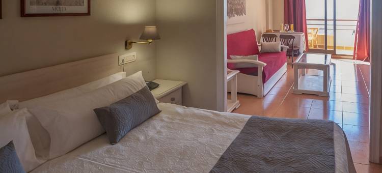 阿瓜杜尔塞公寓酒店(Apartahotel Aguadulce)图片