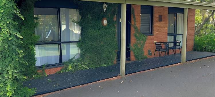 克罗尼尔乡村贝斯特韦斯特汽车旅馆(Best Western Colonial Village Motel)图片