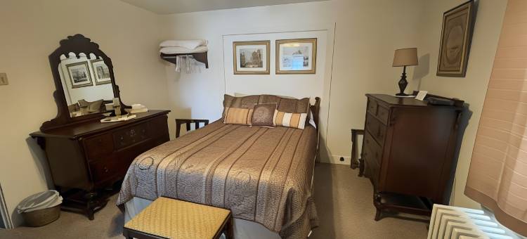 约翰巴特勒之家家庭旅馆(The John Butler House Bed & Breakfast)图片