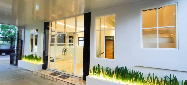 芝拉扎帕拉贡Redpartner酒店(The Paragon Hotel Cilacap Redpartner)图片