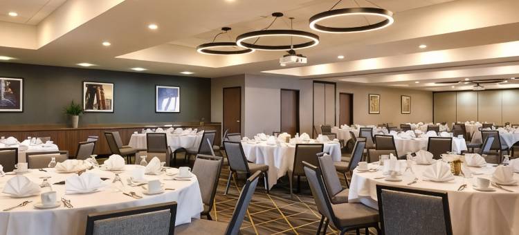 Holiday Inn & Suites 奥克兰 - 机场(Holiday Inn & Suites Oakland - Airport)图片