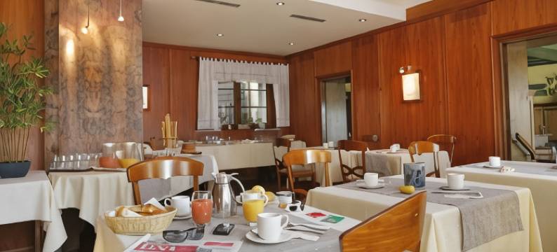 狩猎庄园Spa&餐厅酒店(Hotel Spa et Restaurant Au Chasseur)图片