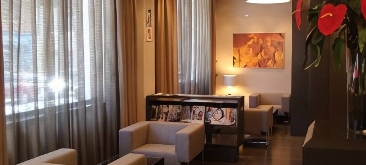 阿罗伊蓬费拉达酒店(Hotel Aroi Ponferrada)图片